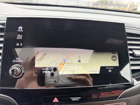 Used 2022 Honda Pilot TrailSport image 24