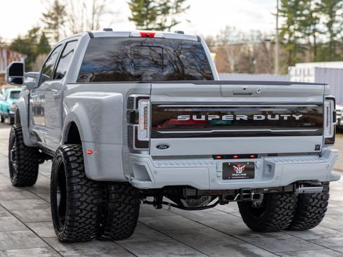 Used 2026 Ford F450 Platinum image 17