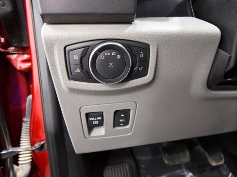 Used 2018 Ford F150 XLT w/ Equipment Group 302A Luxury image 17