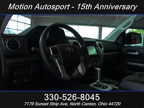 Used 2019 Toyota Tundra SR5 w/ SR5 Upgrade Package AWD/4WD image 16