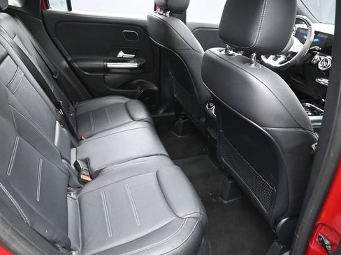Used 2021 Mercedes-Benz GLA 45 AMG 4MATIC image 29