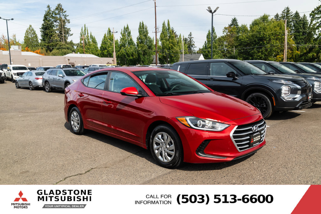 Used 2018 Hyundai Elantra SE FWD image 25
