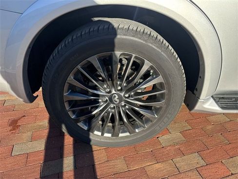 Used 2023 INFINITI QX80 Premium Select w/ Cargo Package image 15