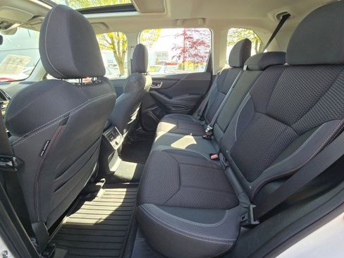 Used 2019 Subaru Forester Premium AWD/4WD image 20