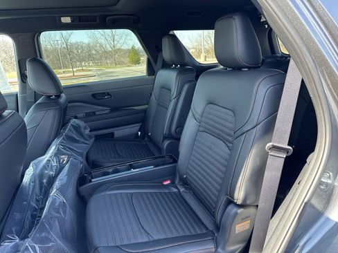 New 2026 Nissan Pathfinder Rock Creek image 13
