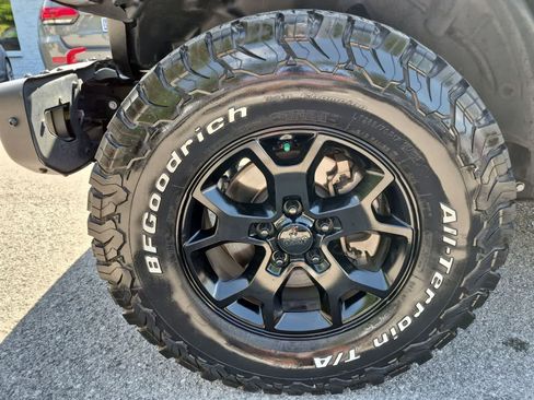 Certified 2021 Jeep Wrangler Unlimited Rubicon AWD/4WD image 14