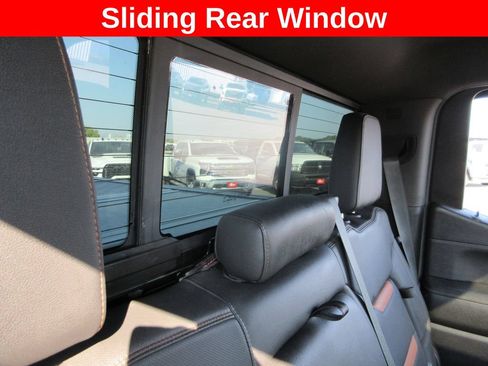 Certified 2021 GMC Sierra 1500 AT4 w/ AT4 Premium Package AWD/4WD image 30
