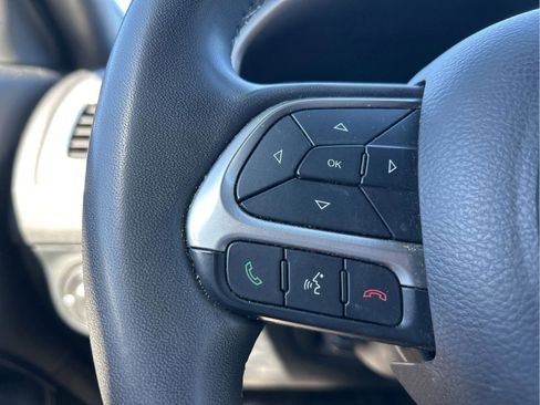 Certified 2021 Jeep Compass 80th Special Edition w/ Sun and Sound Group image 16