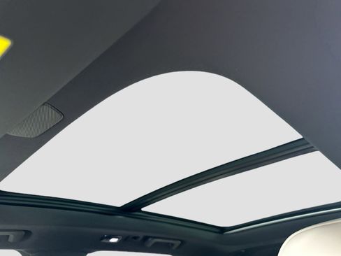 New 2026 Volvo XC90 B5 Plus w/ Protection Package Premier image 21