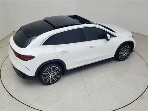 Used 2023 Mercedes-Benz EQE 500 4MATIC SUV w/ Exclusive Trim Package image 81