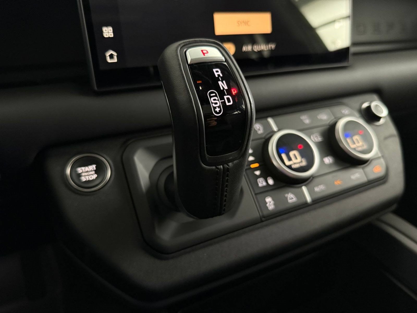 Used 2025 Land Rover Defender 130 S AWD/4WD image 15