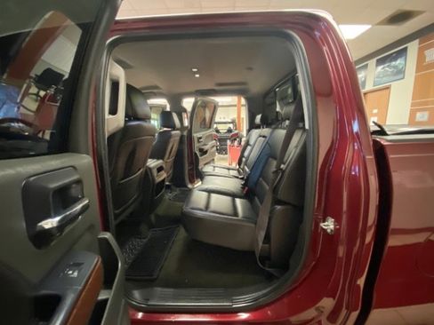 Used 2014 GMC Sierra 1500 SLT w/ SLT Crew Cab Value Package image 10