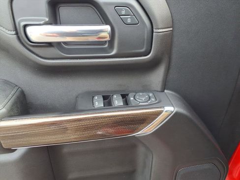 Used 2019 Chevrolet Silverado 1500 LT w/ All-Star Edition image 8