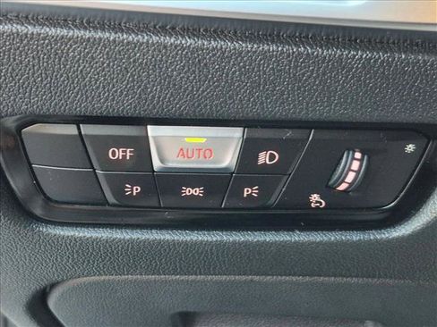 Used 2021 BMW 330e w/ Premium Package RWD image 14