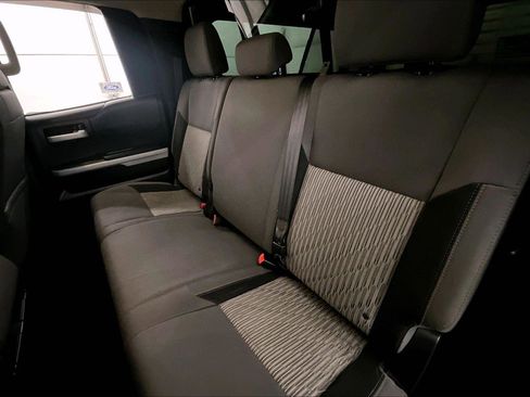 Used 2016 Toyota Tundra SR5 image 26