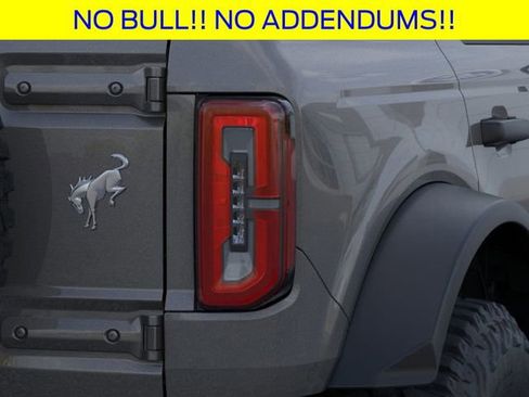 New 2025 Ford Bronco Badlands image 24