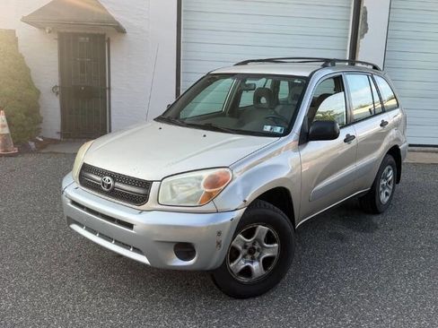 Used 2005 Toyota RAV4 2WD image 1