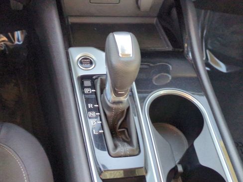 Used 2024 Nissan Altima 2.5 SV image 26