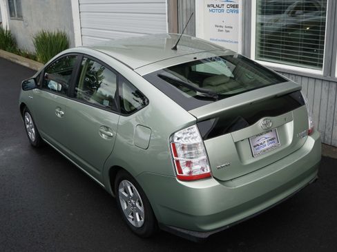 Used 2009 Toyota Prius STANDARD HATCHBACK 4D image 17