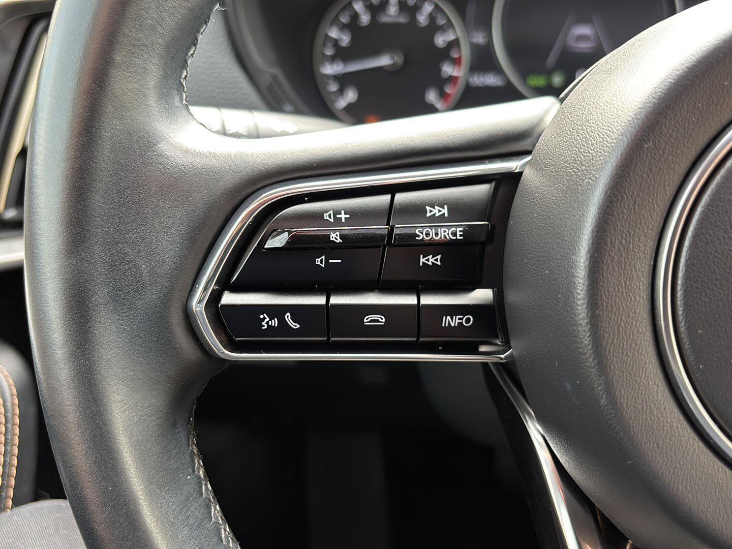Used 2024 MAZDA CX-90 3.3 Turbo w/ Preferred Plus AWD/4WD image 26