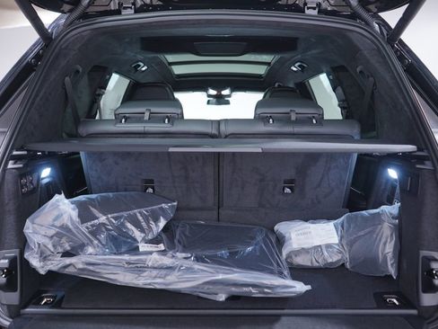 New 2026 BMW X7 xDrive40i w/ M Sport Package image 14