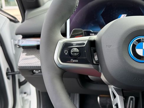 New 2026 BMW i5 eDrive40 w/ M Sport Package image 25