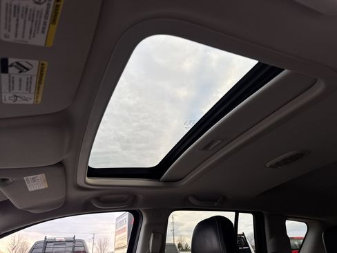 Used 2017 Jeep Compass High Altitude image 18