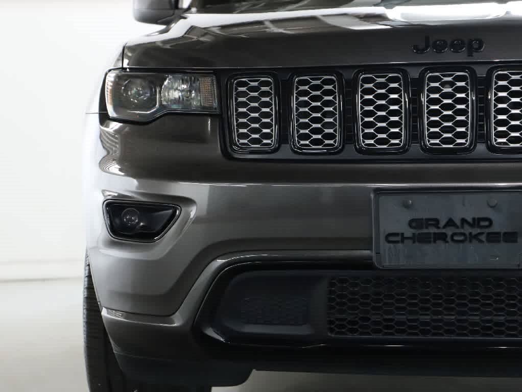 Used 2018 Jeep Grand Cherokee Altitude AWD/4WD image 6
