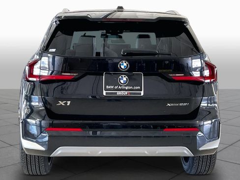 New 2026 BMW X1 xDrive28i w/ Technology Package AWD/4WD image 4