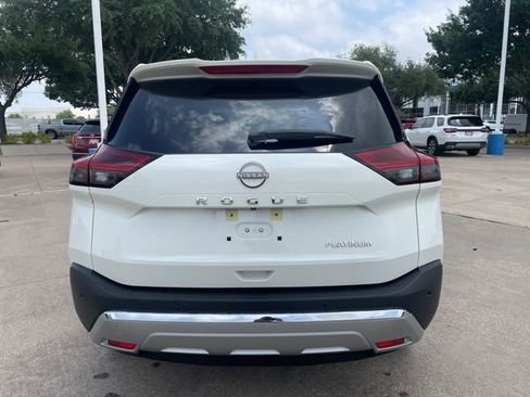 Used 2023 Nissan Rogue Platinum w/ Platinum Premium Package FWD image 6