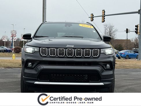 Used 2024 Jeep Compass Limited image 16