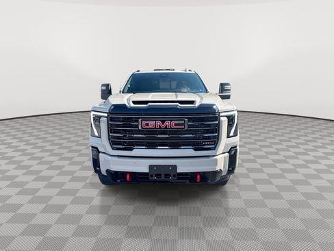 New 2026 GMC Sierra 2500 AT4 image 3