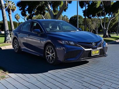 Used 2023 Toyota Camry SE w/ Cold Weather Package