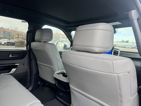 New 2026 Toyota Tundra Limited AWD/4WD image 18