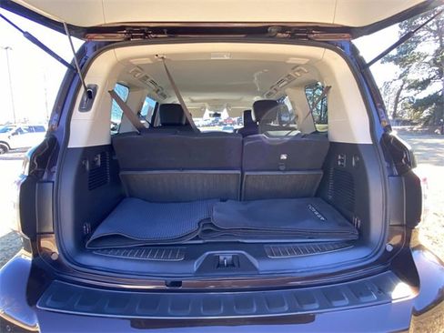 Used 2019 Nissan Armada Platinum w/ Captain's Chairs Package image 7