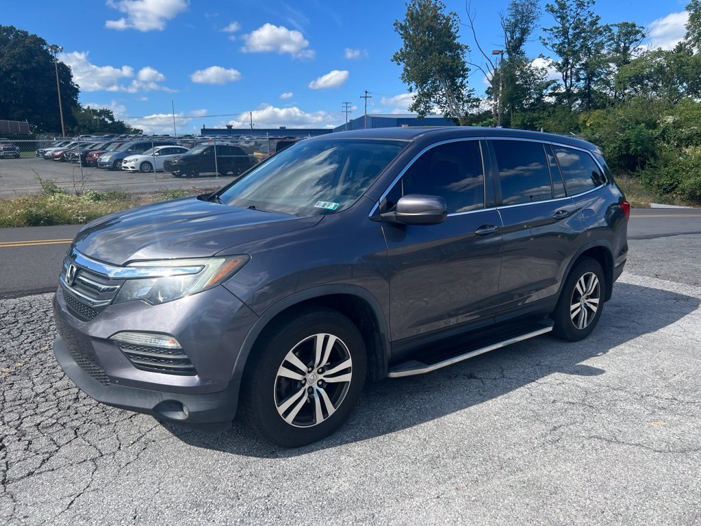 Used 2018 Honda Pilot EX image 3