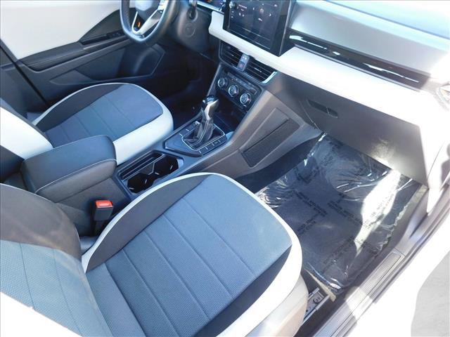 Used 2025 Volkswagen Taos S FWD image 27