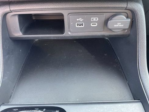 Certified 2023 Honda Pilot Sport image 23