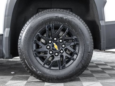 Used 2024 Chevrolet Silverado EV W/T AWD/4WD image 41