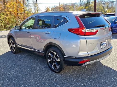 Certified 2019 Honda CR-V Touring image 4