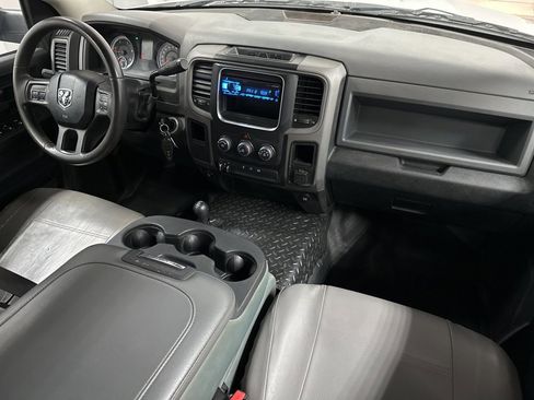 Used 2014 RAM 3500 Tradesman w/ Chrome Appearance Group image 14