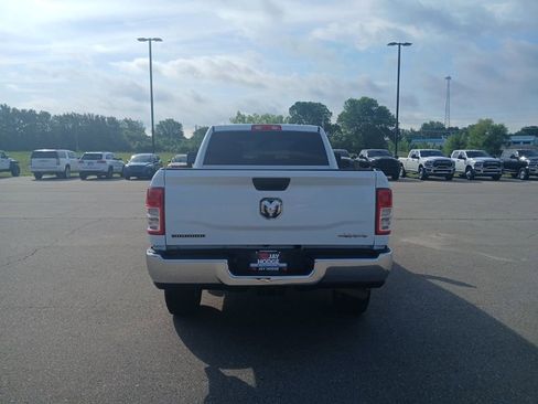 Used 2024 RAM 2500 Big Horn w/ Off Road Package AWD/4WD image 7