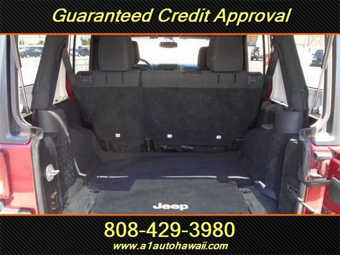 Used 2013 Jeep Wrangler Unlimited Sport AWD/4WD image 7