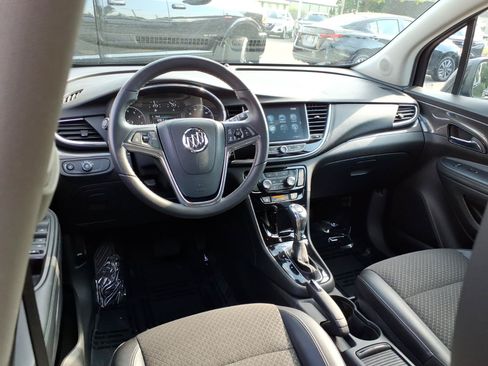 Used 2018 Buick Encore Preferred FWD image 5