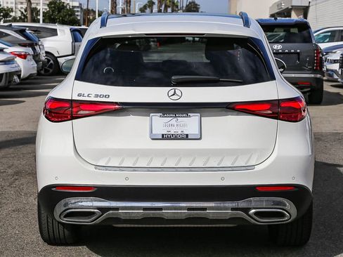 Used 2023 Mercedes-Benz GLC 300 image 7