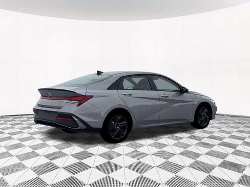 New 2026 Hyundai Elantra Sport image 12