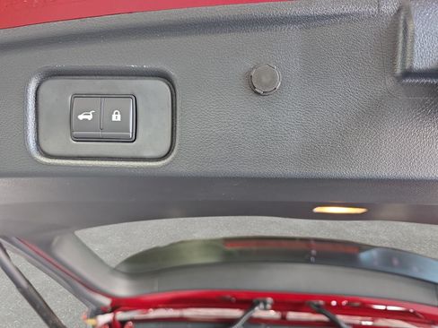 New 2026 Nissan Pathfinder Platinum FWD image 13