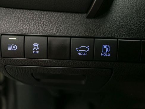 Certified 2024 Toyota Camry SE AWD/4WD image 40
