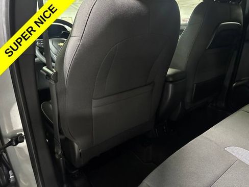Used 2023 Chevrolet TrailBlazer LT w/ Convenience Package AWD/4WD image 25