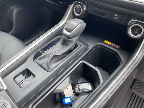 Used 2024 Toyota Grand Highlander XLE image 15